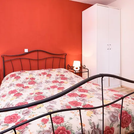 Apartamento Salona Trogir