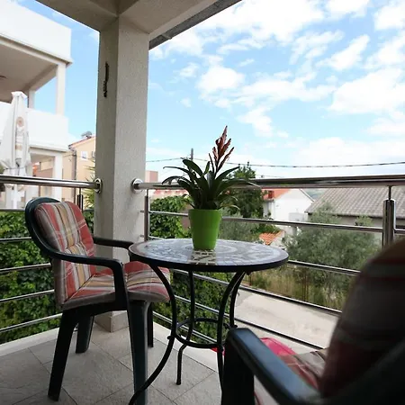 Salona Apartment